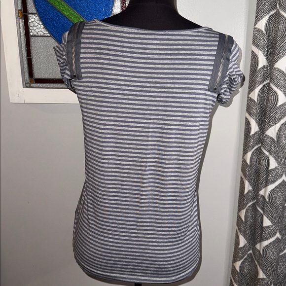 Cynthia Steffe Y2K Striped Zippered Cap Sleeve Top SZ Small - Picture 4 of 7